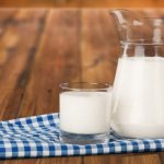 Does milk help with heartburn?